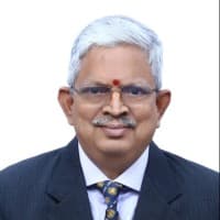 New BooK: खादी की पहचान पर संकट