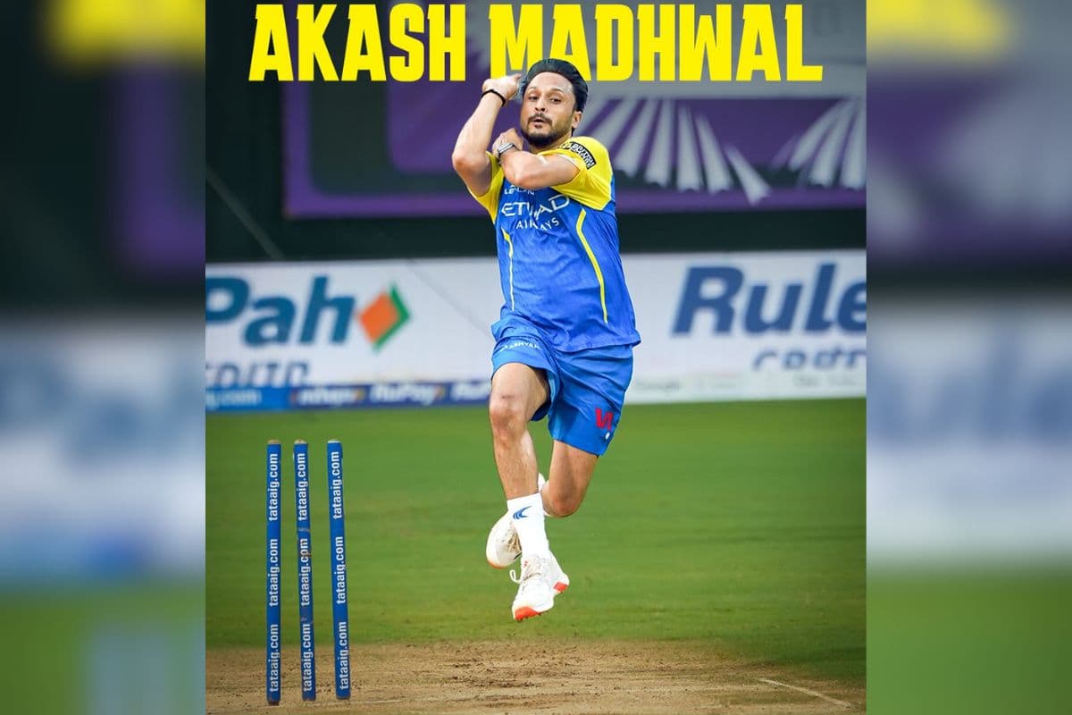 IPL 2026: चोटिल आयुष म्हात्रे की जगह CSK ने पेसर आकाश मधवाल को किया साइन