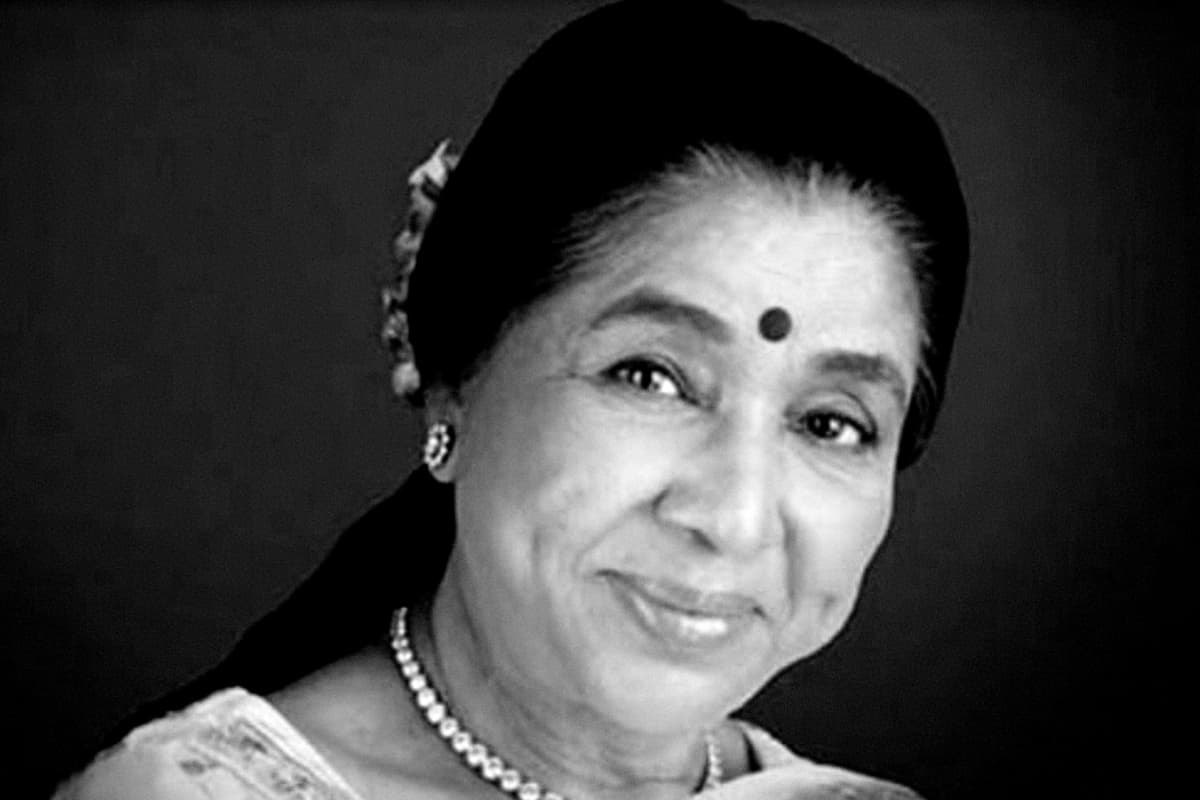 16 साल की उम्र में भागकर की शादी, तलाक के बाद ऐसे बदली आशा भोसले की जिंदगी