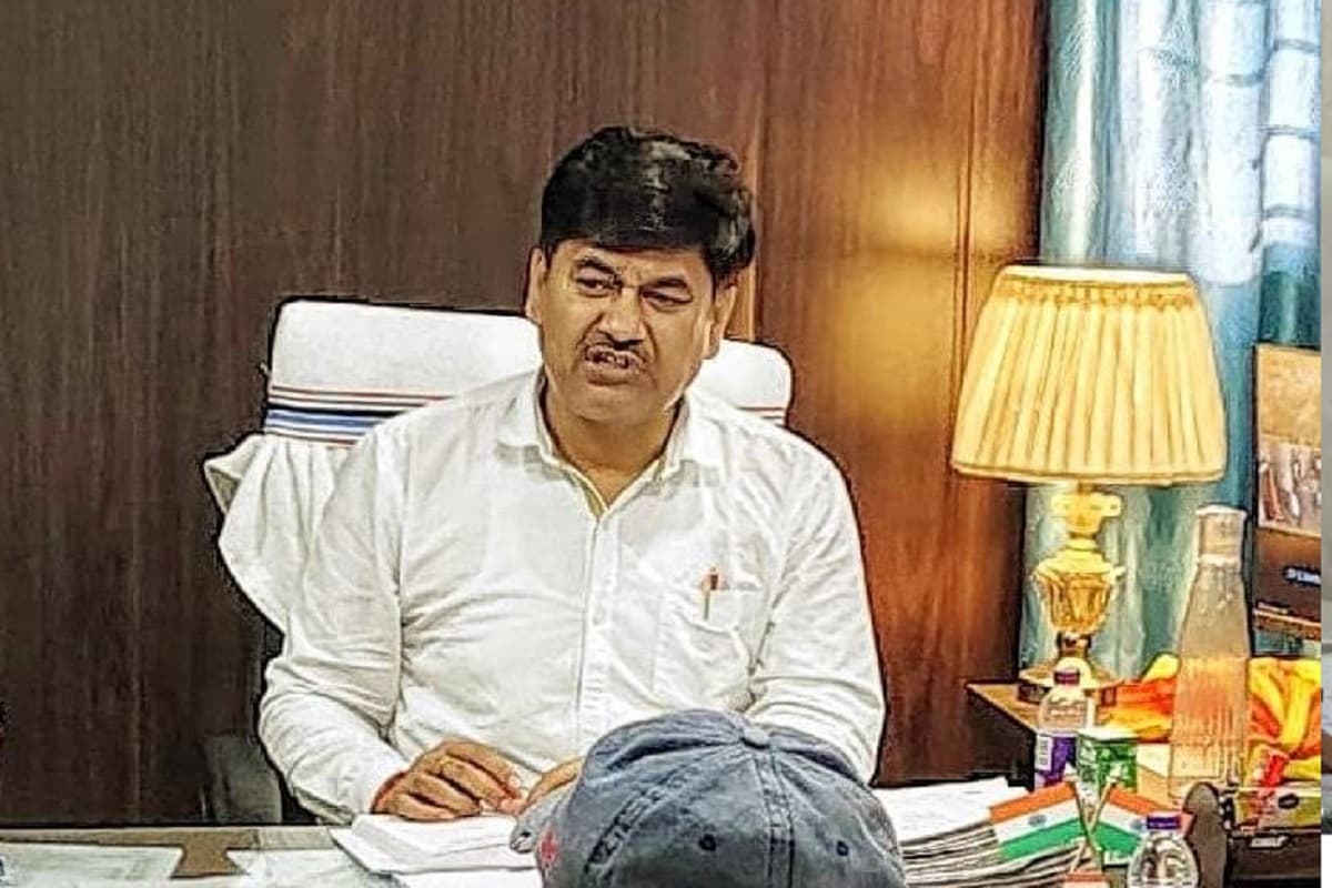 गढ़वा के होटलों में देह के खेल पर प्रशासन सख्त, एसडीएम ने दिए कड़ी कार्रवाई के निर्देश