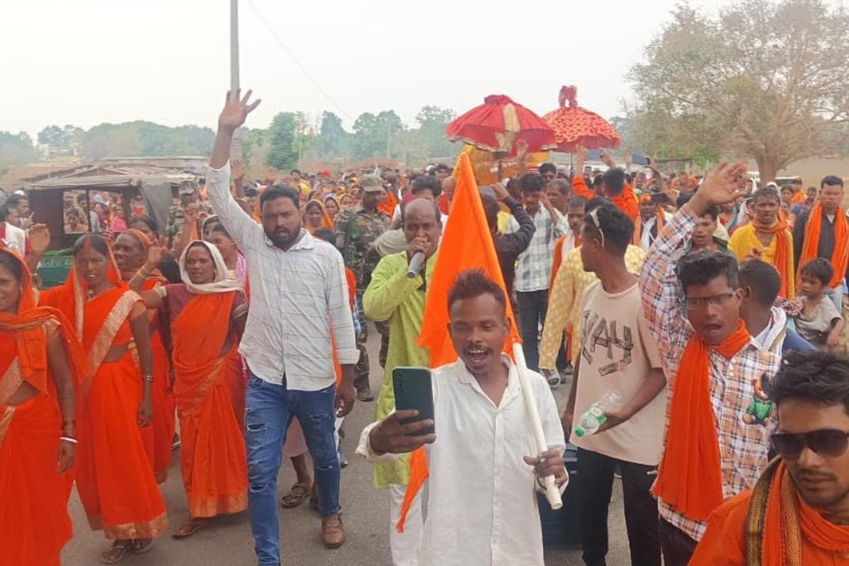 गुमला के कोंडरा गांव में विराट हिंदू सम्मेलन, 20 गांवों के हजारों लोगों ने लिया भाग