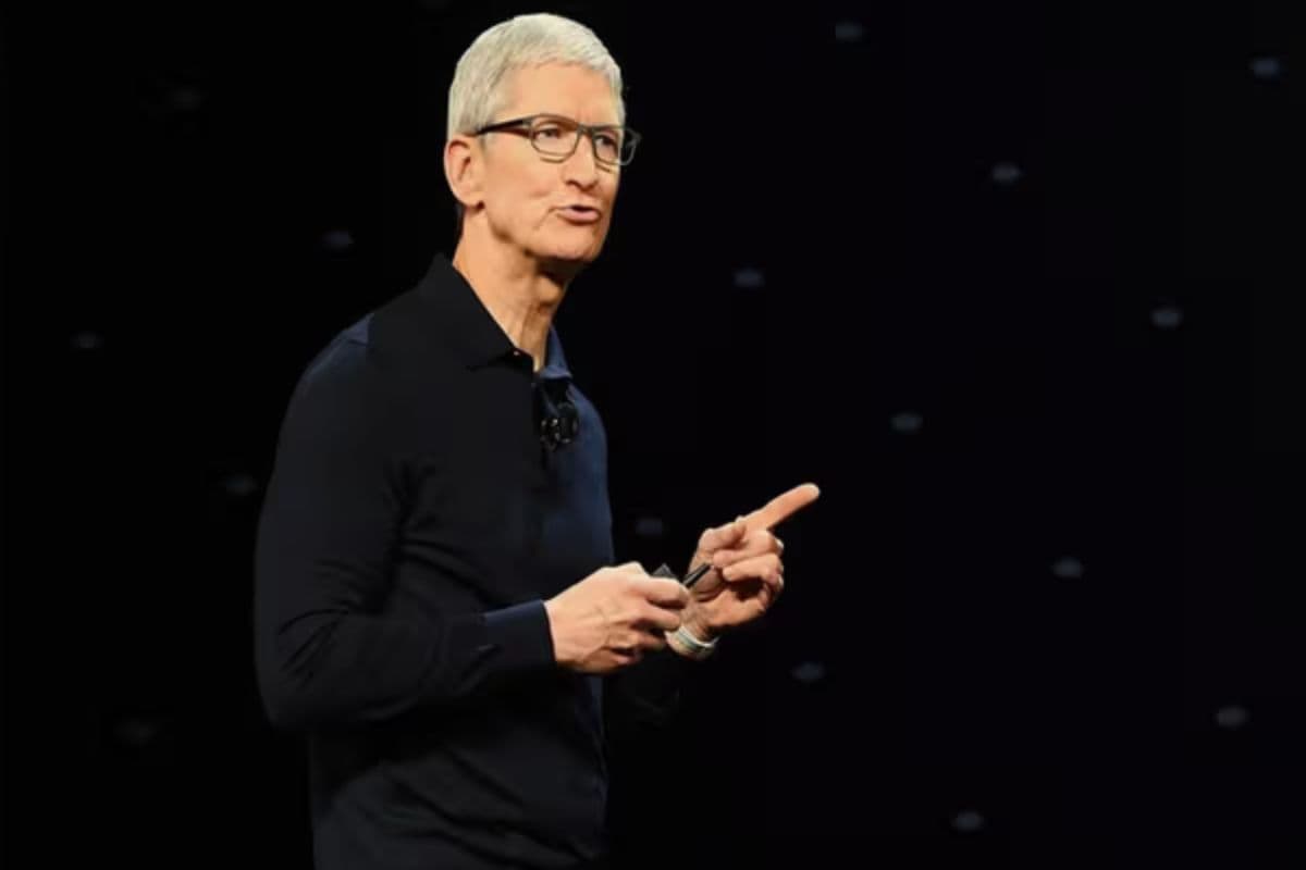 Tim Cook का युग खत्म, अब John Ternus के हाथ में होगी Apple की कमान