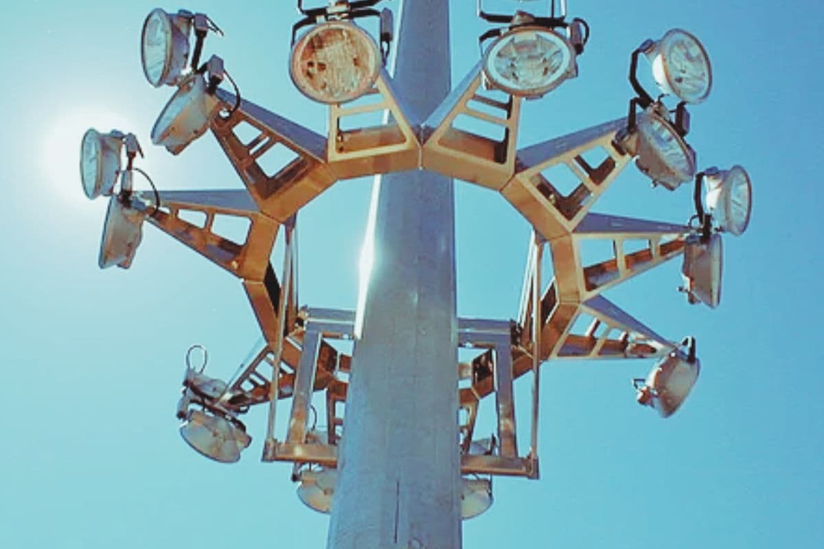 पटना में लगेंगी नई हाईमास्ट लाइटें, सेंसर से खुद जलेंगी और बुझेंगी, जानिए मेगा प्लान