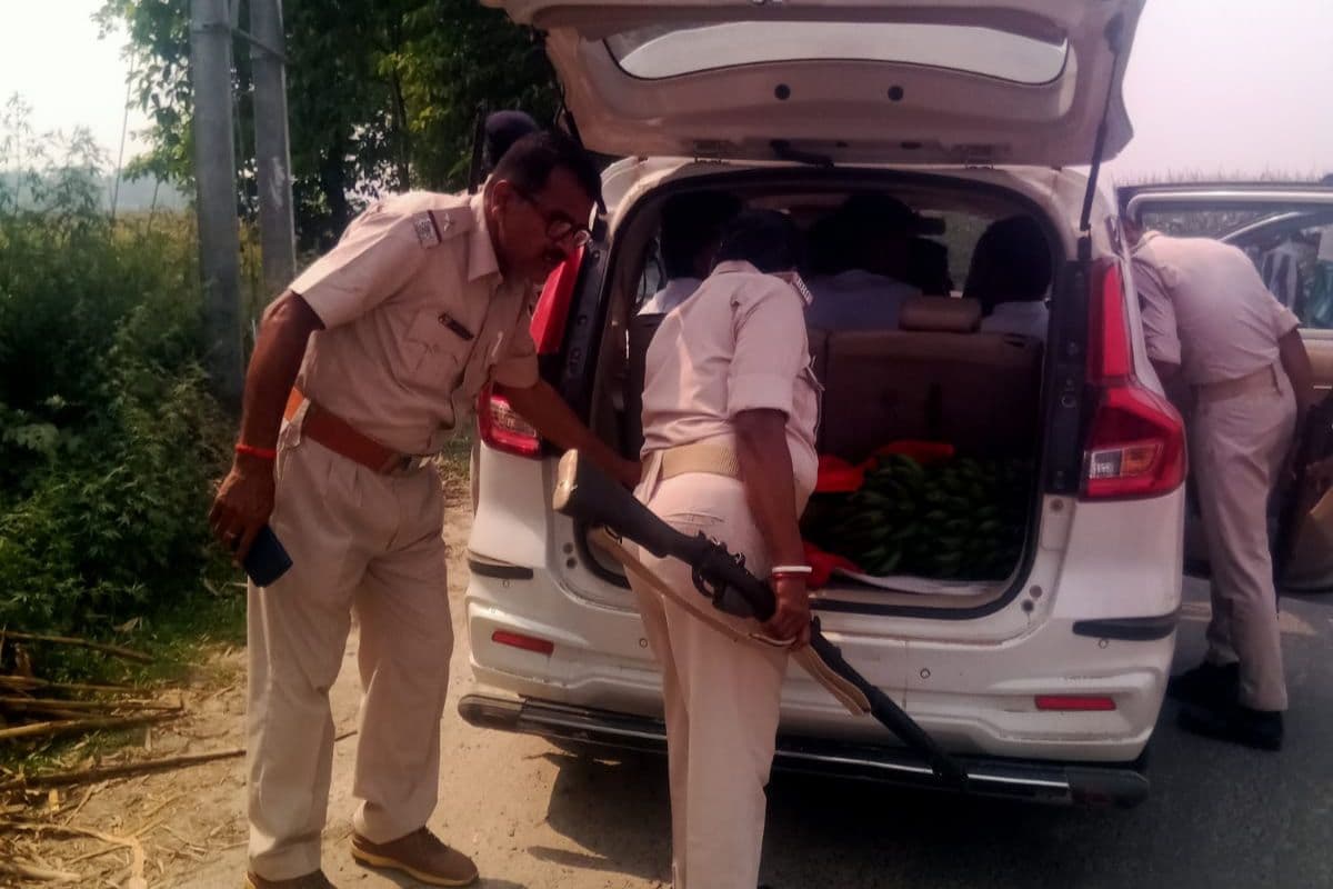 बंगाल चुनाव को लेकर बिहार के इस जिले में बढ़ी निगरानी, अलर्ट मोड में पुलिस