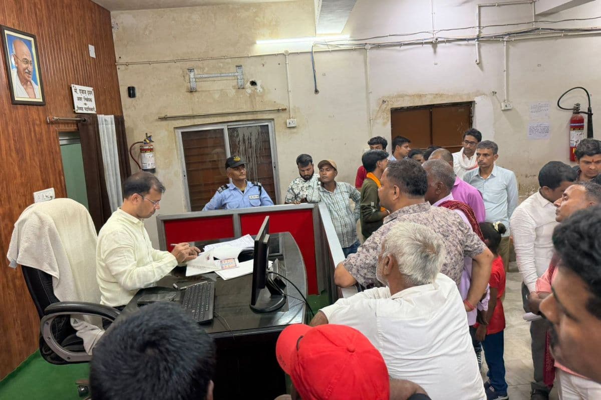 पटना में पिछले साल से 75 करोड़ बढ़ा राजस्व, अंतिम दिन 321 डॉक्यूमेंट्स का हुआ रजिस्ट्रेशन