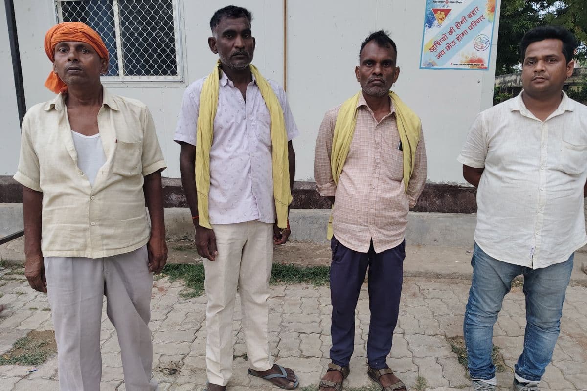Buxar News: प्लम्बर दुकानदार की मौत, परिजनों ने पोस्टमार्टम कराने से किया इंकार