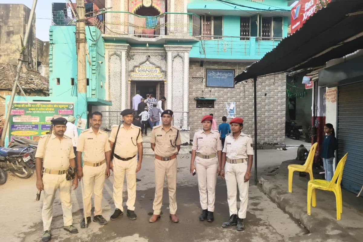 नोखा में हर्षोल्लास के साथ मनाई बकरीद, मस्जिदों और ईदगाहों में अदा की नमाज