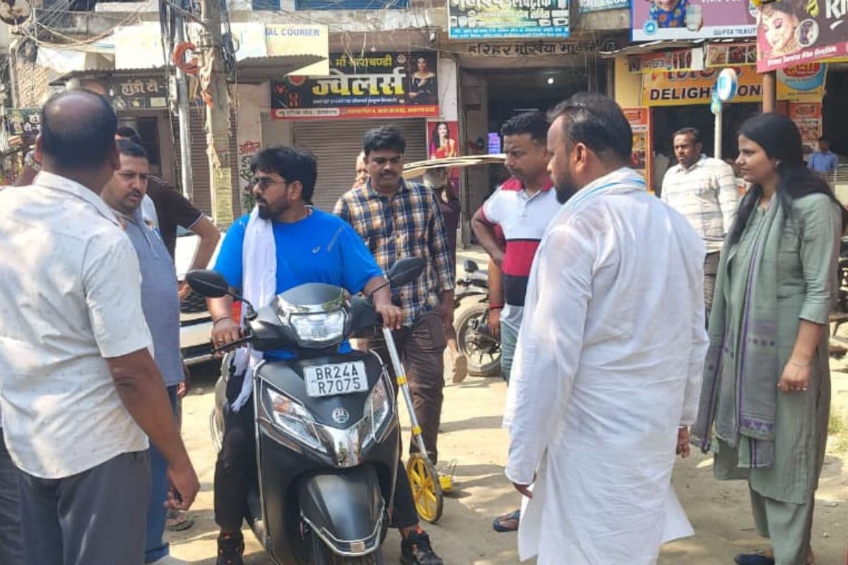नगर पर्षद ने सड़क और नाली निर्माण के लिए की मापी, जलजमाव से मिलेगी मुक्ति