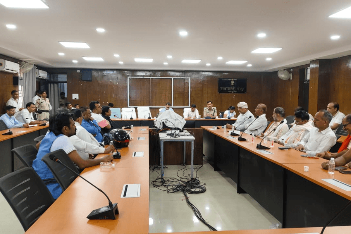 Arrah News: बकरीद पर सुरक्षा के कड़े इंतजाम, 124 दंडाधिकारी व पुलिस पदाधिकारी तैनात