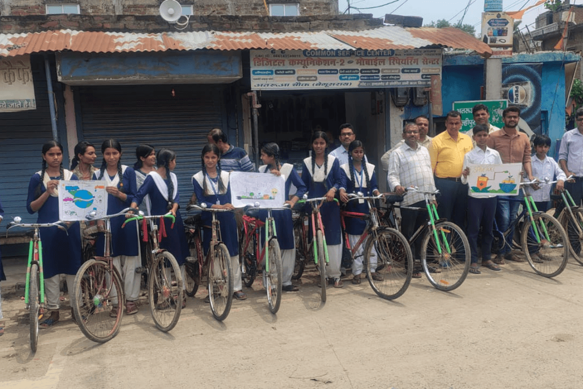 Begusarai News: भगवानपुर के महेशपुर उच्च विद्यालय में ऊर्जा संरक्षण के प्रति विद्यार्थियों को किया गया जागरूक