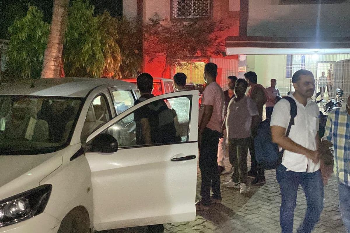 गिरिडीह में CBI की कार्रवाई, घूसखोरी मामले में जीएसटी के सुपरिटेंडेंट और इंस्पेक्टर गिरफ्तार
