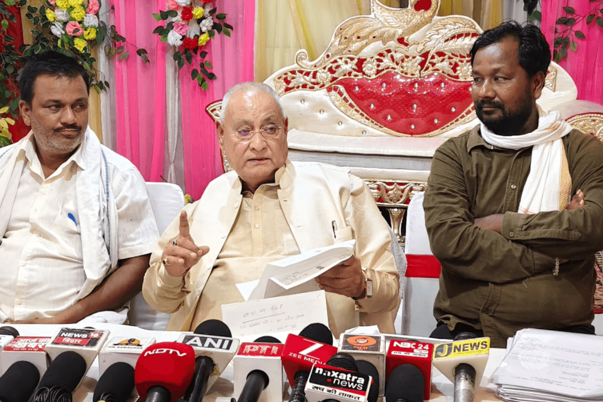Jehanabad News: समाज एवं देश निर्माण में योगदान देने वाली विभूतियों को मिले उचित सम्मान : जगदीश शर्मा
