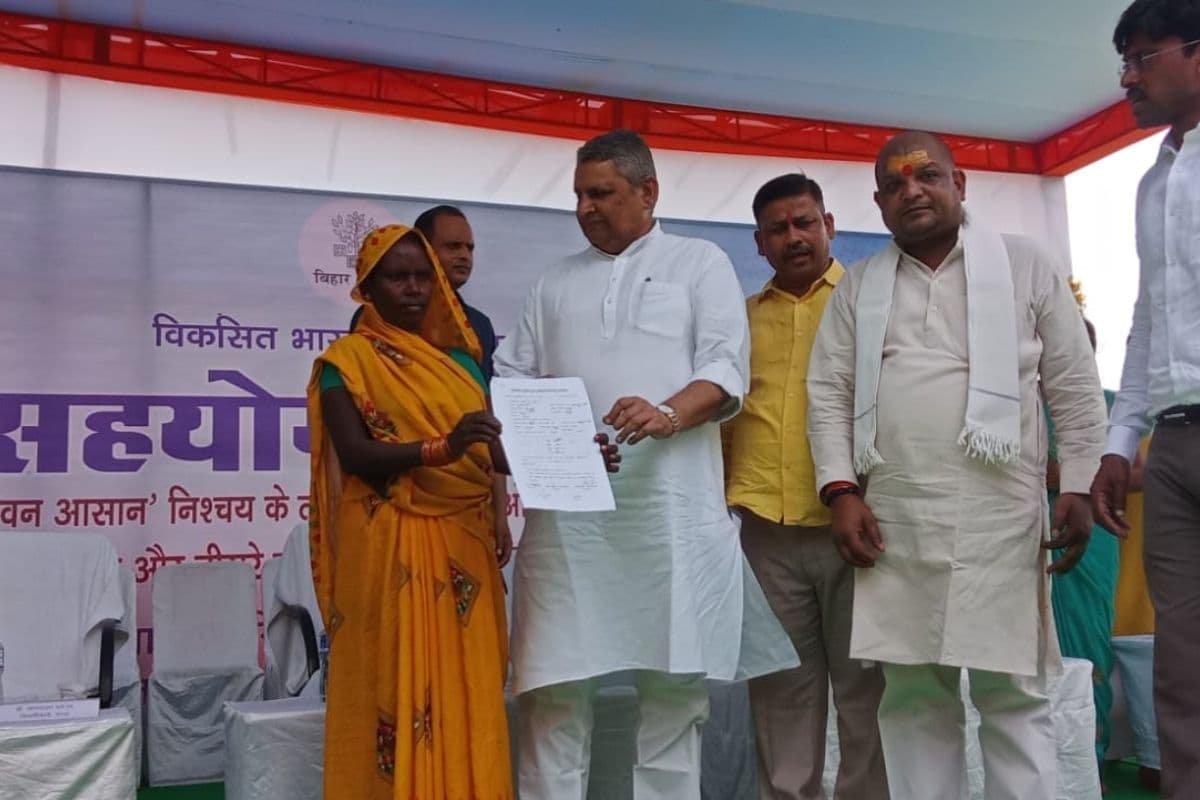 उप मुख्यमंत्री ने चिरौरा, कल्याणपुर व सरारी में सहयोग शिविर का उद्घाटन किया
