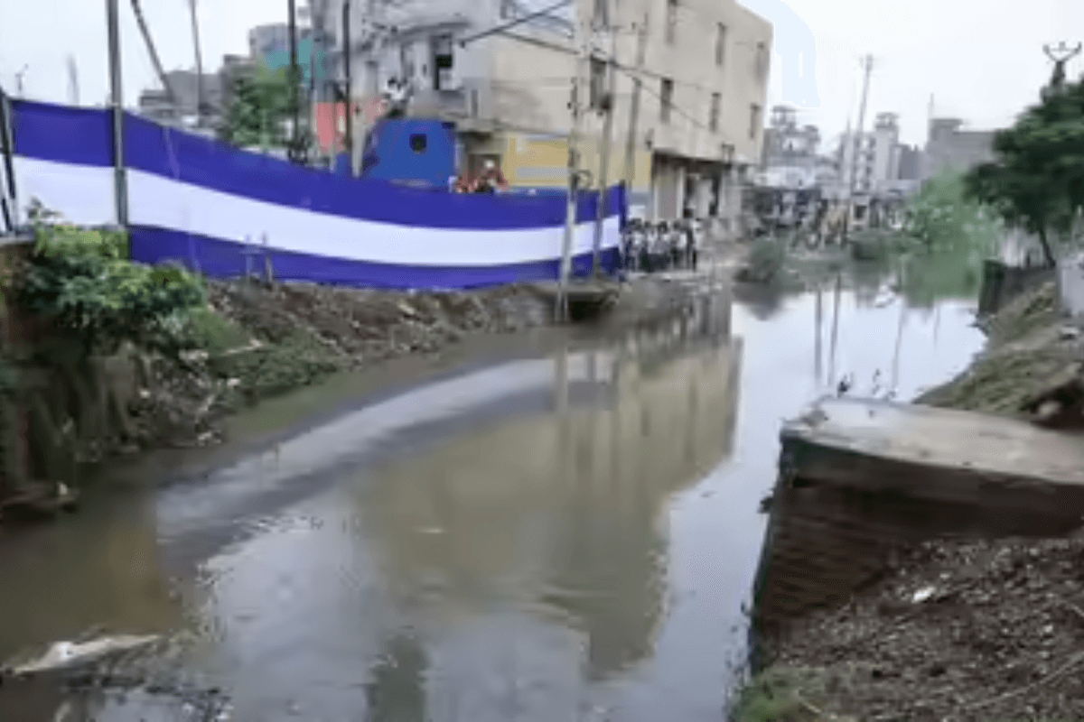 पटना में मानसून से पहले बड़ा एक्शन! रात 10 से 12 बजे तक नालों का होगा निरीक्षण, अधिकारियों को सड़कों पर उतरने का आदेश
