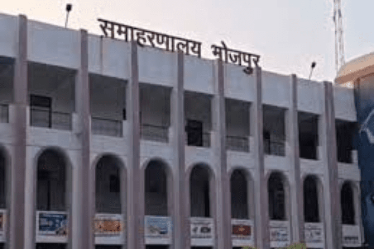 आरा में समाहरणालय बना बाइक चोरों का ‘सेफ जोन’, एक हफ्ते में उड़ी 6 मोटरसाइकिलें, कर्मियों में आक्रोश