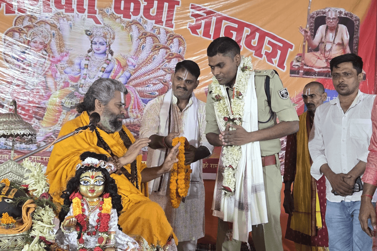 आरा में भंडारे और पूर्णाहुति के साथ श्रीमद्भागवत कथा संपन्न, 20 हजार श्रद्धालुओं ने ग्रहण किया प्रसाद