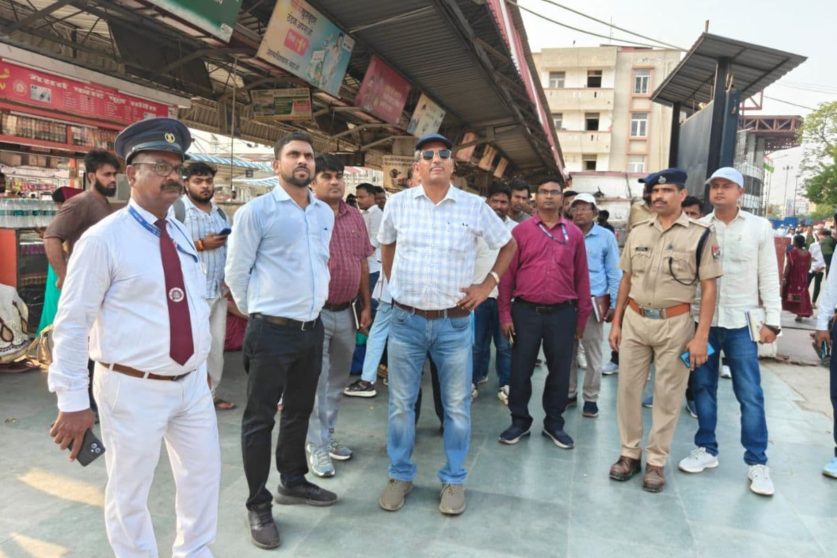 गया जंक्शन पर मिलेंगी एयरपोर्ट जैसी वर्ल्ड क्लास सुविधाएं: DRM ने निर्माण कार्यों को समय पर पूरा करने का दिया अल्टीमेटम