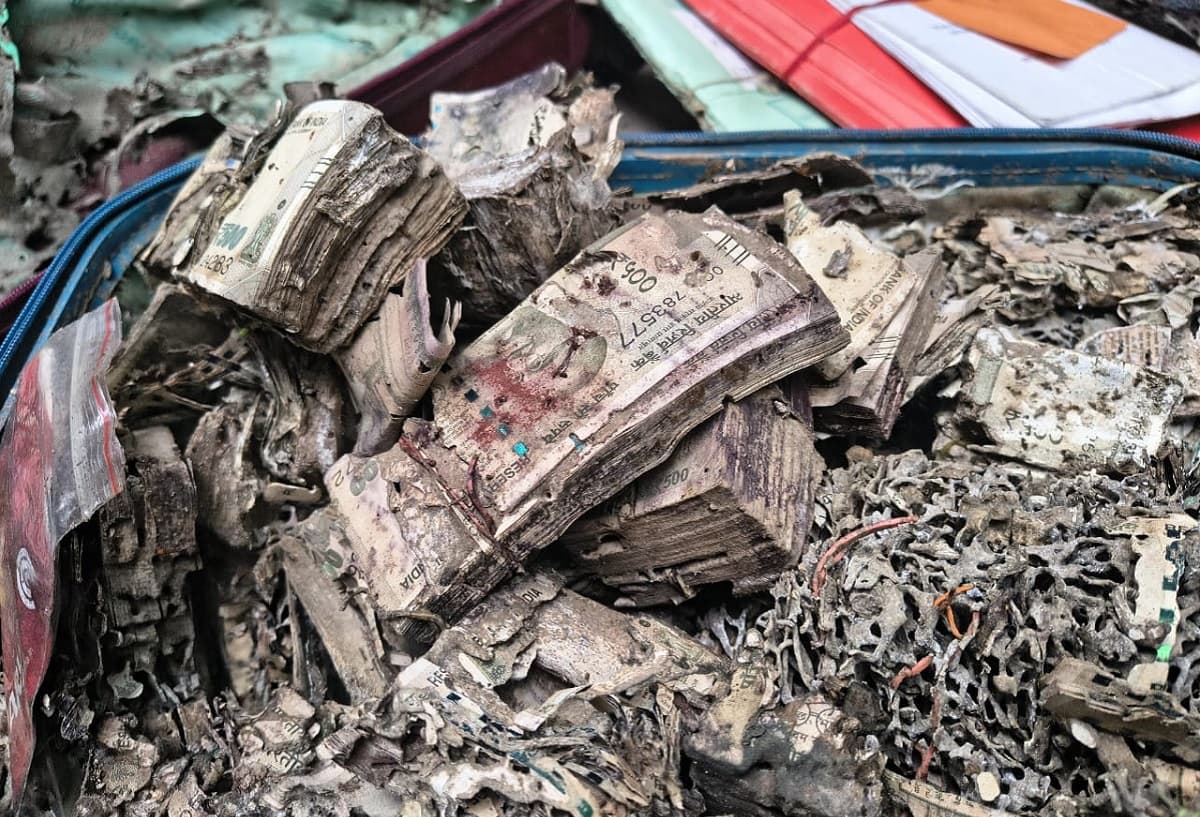 सुरेंद्रनाथ कॉलेज नोट कांड: पूर्व गवर्निंग बॉडी के सदस्य समेत दो के खिलाफ एफआइआर