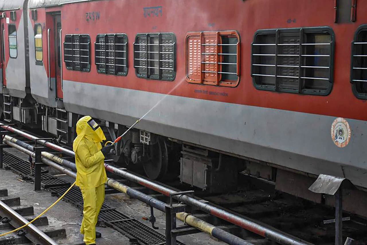 Indian Railways / IRCTC / Train News : 
मुंबई और पुणे से दानापुर और दरभंगा के बीच चलने वाली ट्रेन की अवधि बढ़ी