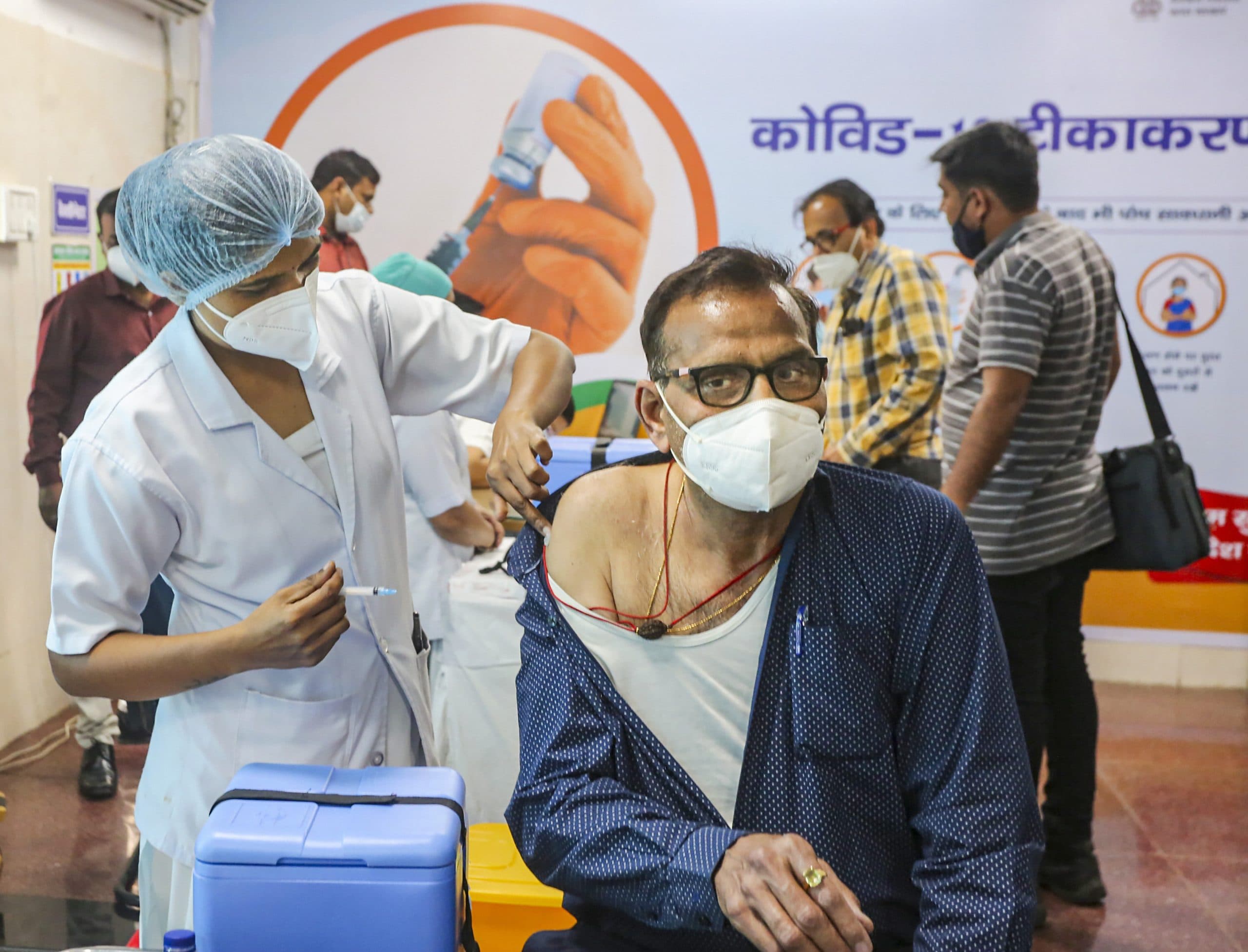 Coronavirus Vaccination 2.0 : ये कागजात आपके पास हैं तभी लगेगा कोरोना वैक्सीन, जानें कैसे होगा रजिस्ट्रेशन