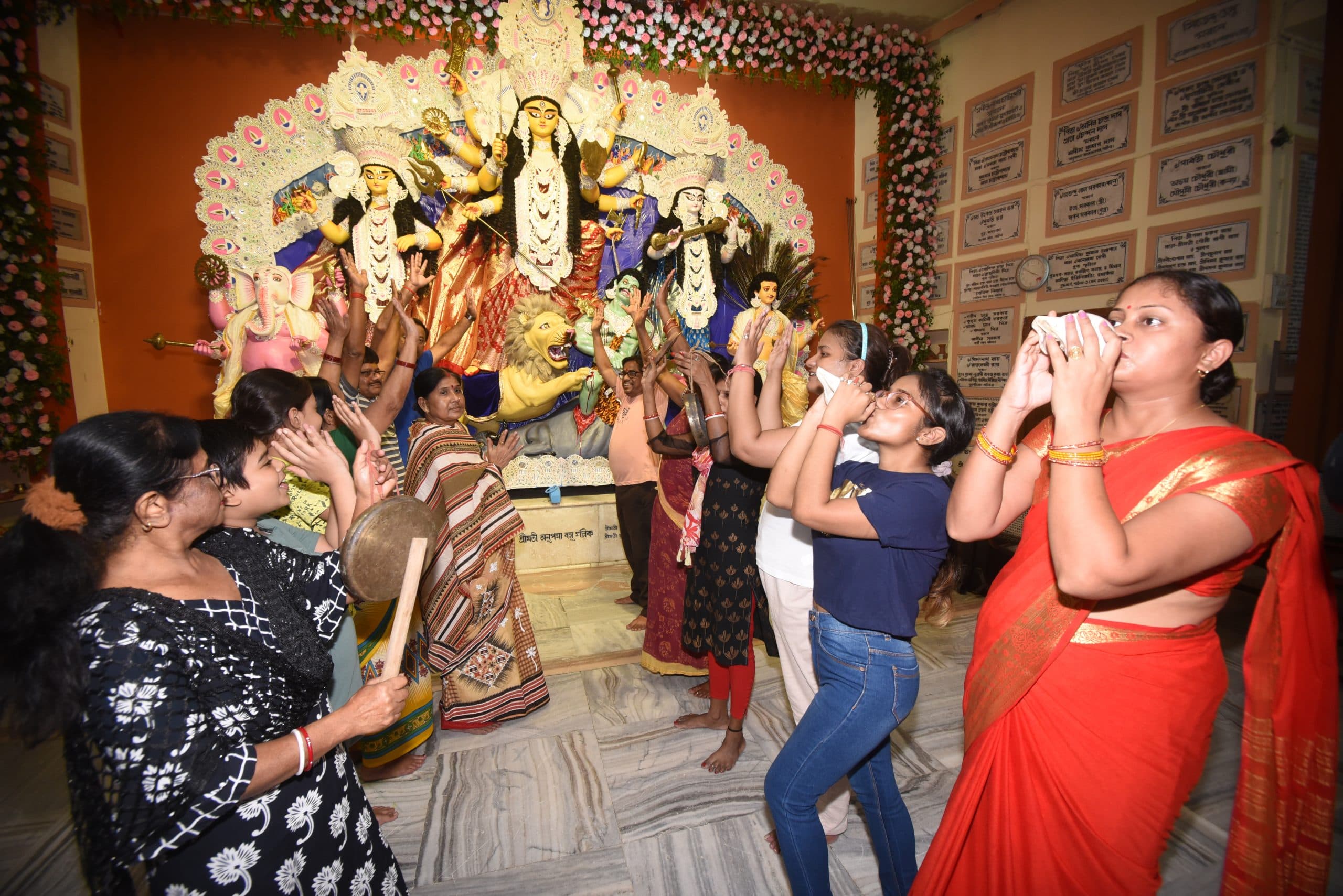 Navratri 2022: नवरात्रि में बंगाली अखाड़ा कालीबाड़ी पूजा की है विशेष महत्व, जानें परंपरा