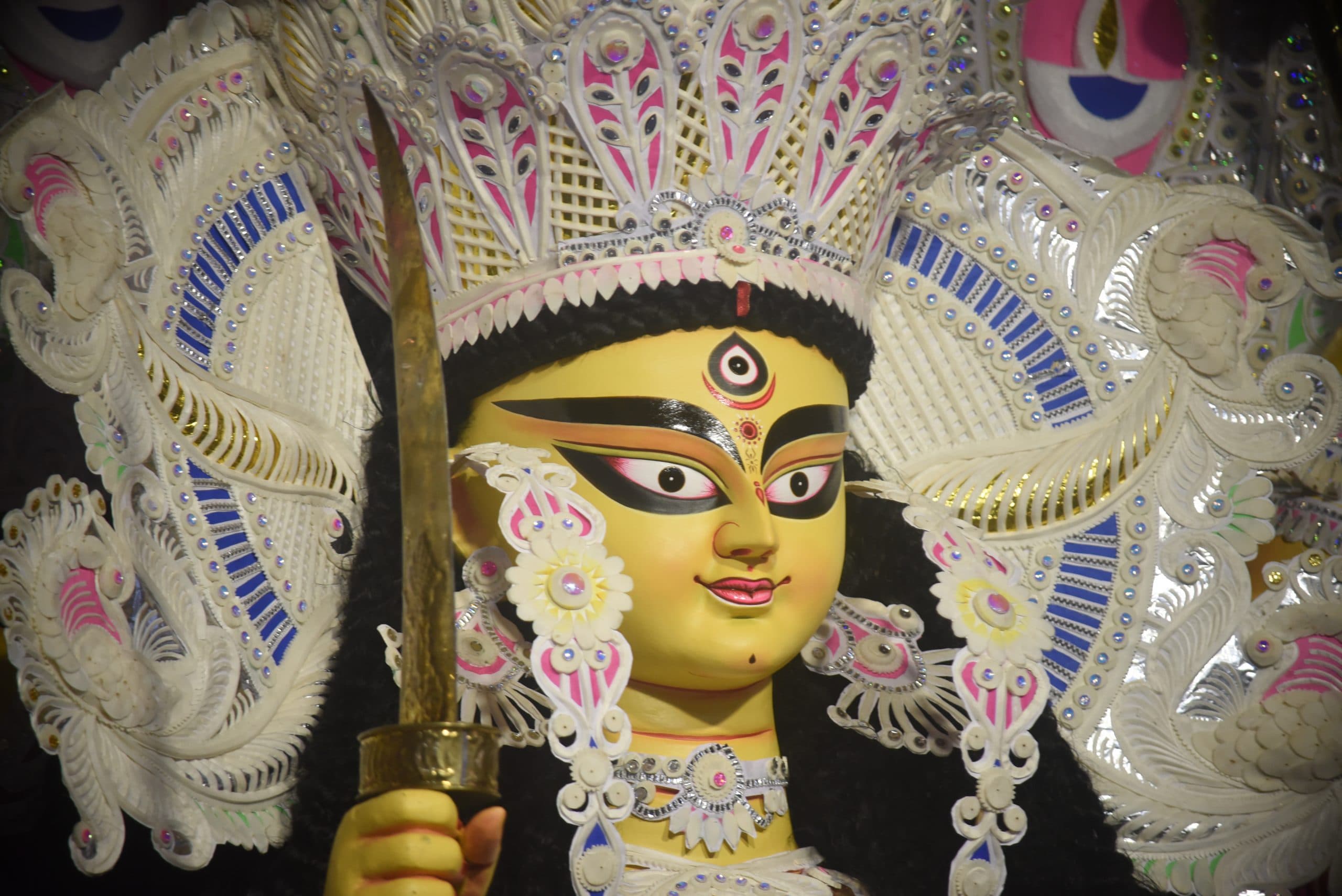 Bihar Durga Puja Live:डाक बंगला चौराहा स्थित पंडाल है खास,इंडोनेशिया के प्रम्बानन मंदिर के तर्ज पर है बना