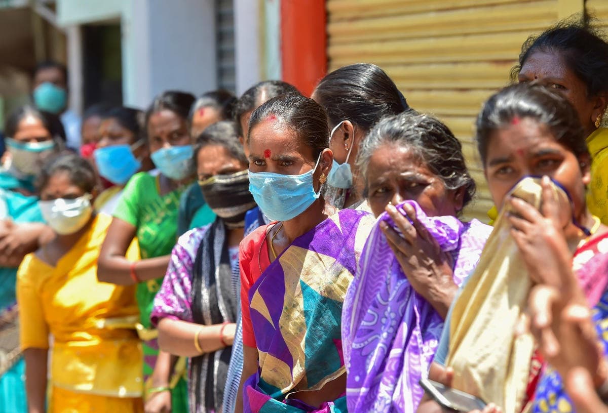 Coronavirus in UP: यूपी में अनलॉक के 61 दिनों में 11 गुना बढ़े कोरोना संक्रमित, 89 हजार पार हुई मरीजों की संख्या