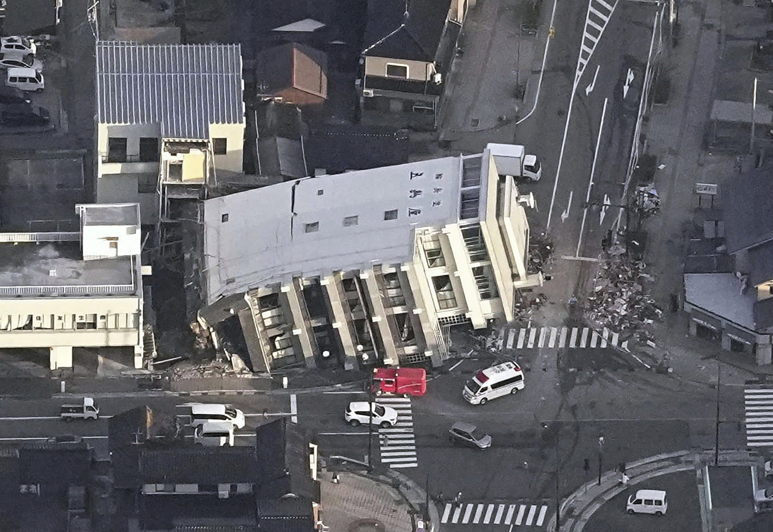 Japan Earthquake: भूकंप से जापान में तबाही, 48 लोगों की मौत, सुनामी की आशंका से दहशत, बुलेट की रफ्तार पर ब्रेक