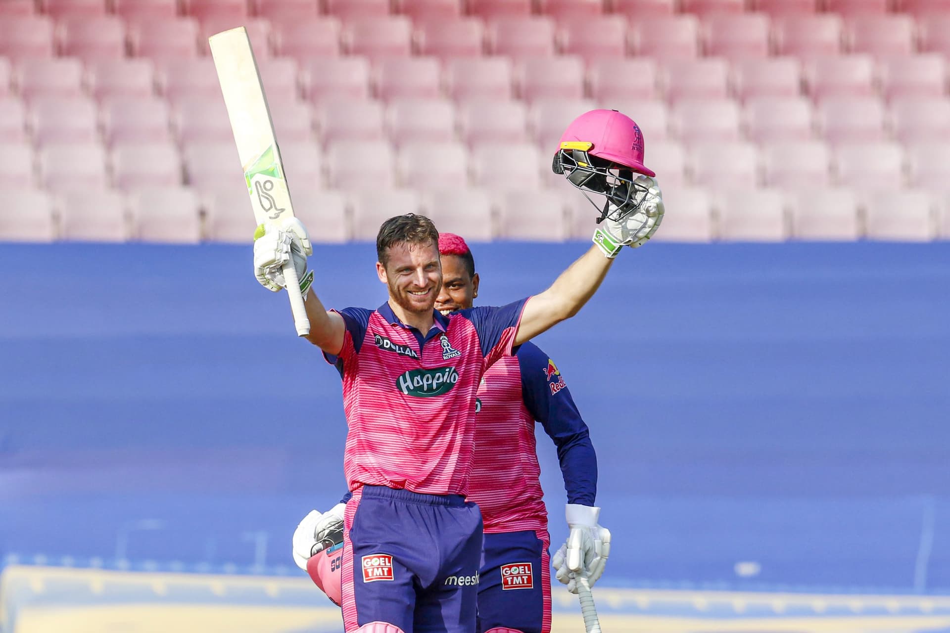 IPL 2022: जोस बटलर ने जड़ा सीजन का पहला शतक, मुंबई इंडियंस के खिलाफ खेली धमाकेदार पारी IPL 2022: जोस बटलर ने जड़ा सीजन का पहला शतक, मुंबई इंडियंस के खिलाफ खेली धमाकेदार पारी