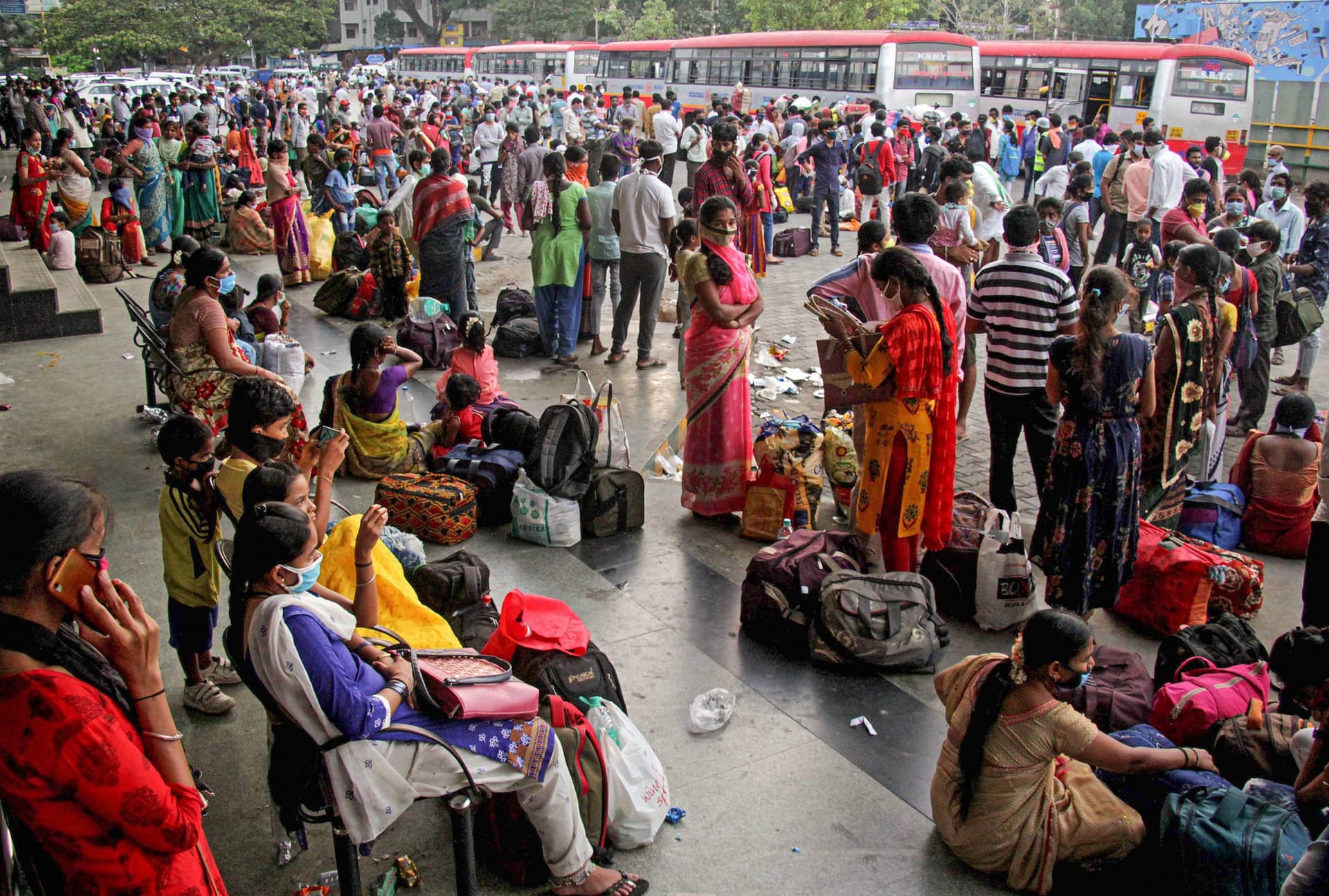 Lockdown Extension: 17 मई के बाद क्या बढ़ेगा लॉकडाउन ? मोदी सरकार के 3 बड़े संस्थानों ने दिए संकेत
