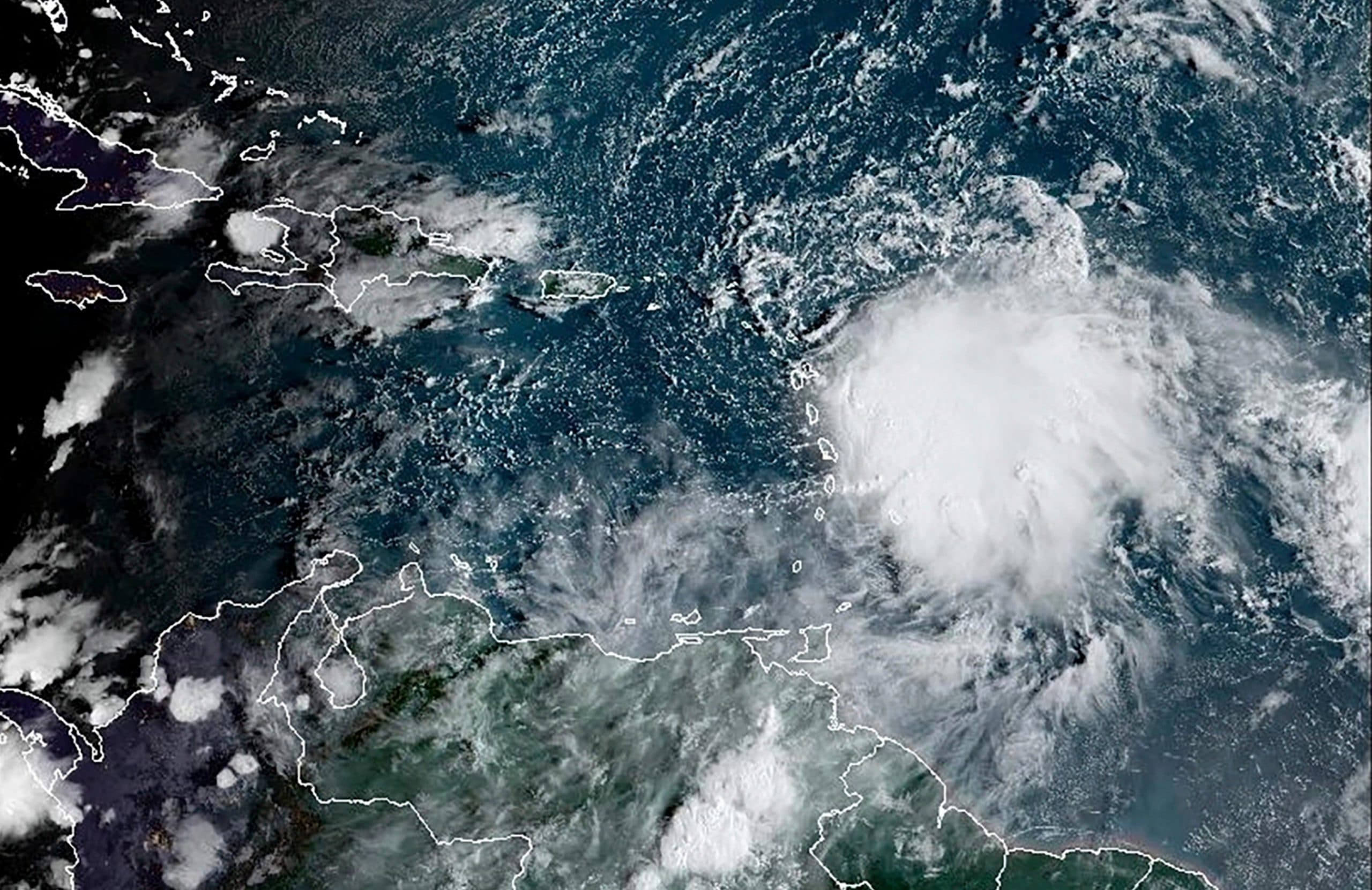 Weather Forecast: आ रहा है बड़ा तूफान! छठ पर्व पर जानें आपके राज्य में कैसा रहने वाला है मौसम