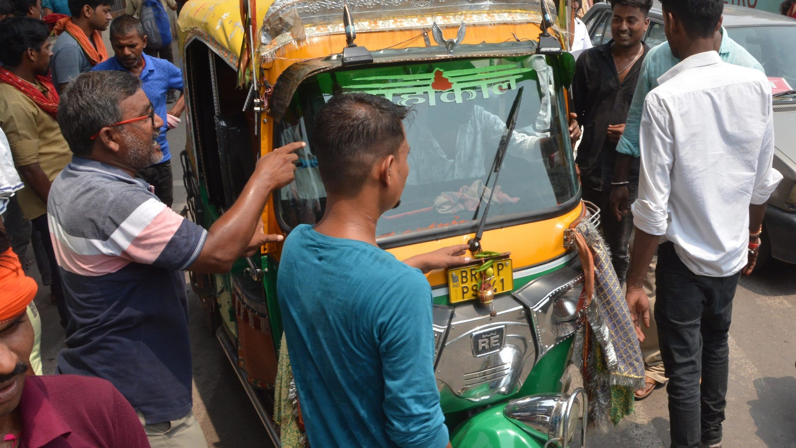 पटना जंक्शन से दूसरे दिन भी नहीं चले ऑटो, यात्रियों को हुई परेशानी, 5 सितंबर को बड़े पैमाने पर रहेगा बंद