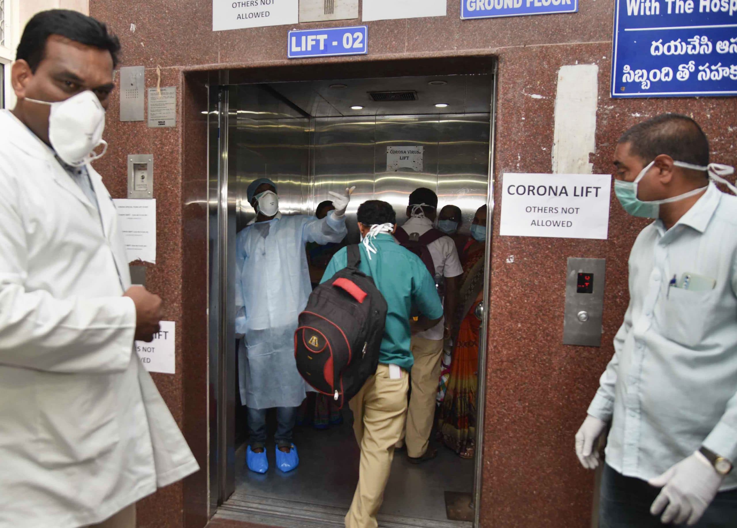 कोरोना का भारत में दस्‍तक : आगरा के एक ही परिवार के छह लोग संक्रमित, वायरस से लड़ने के लिए दिल्‍ली तैयार