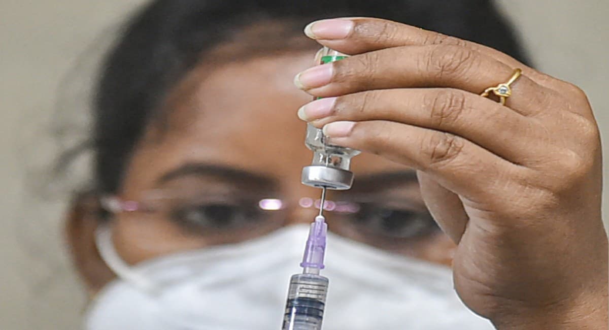 Bihar Vaccination: देश की 75 फीसदी बालिग आबादी का टीकाकरण पूरा, बिहार चौथे नंबर पर