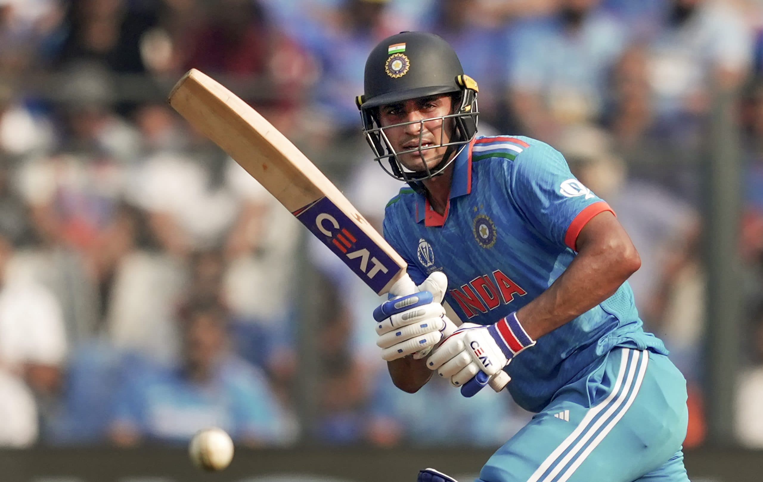 ICC Ranking: शुभमन गिल बने दुनिया के नंबर वन बल्लेबाज, बाबर आजम की बादशाहत खत्म, सिराज भी टॉप पर