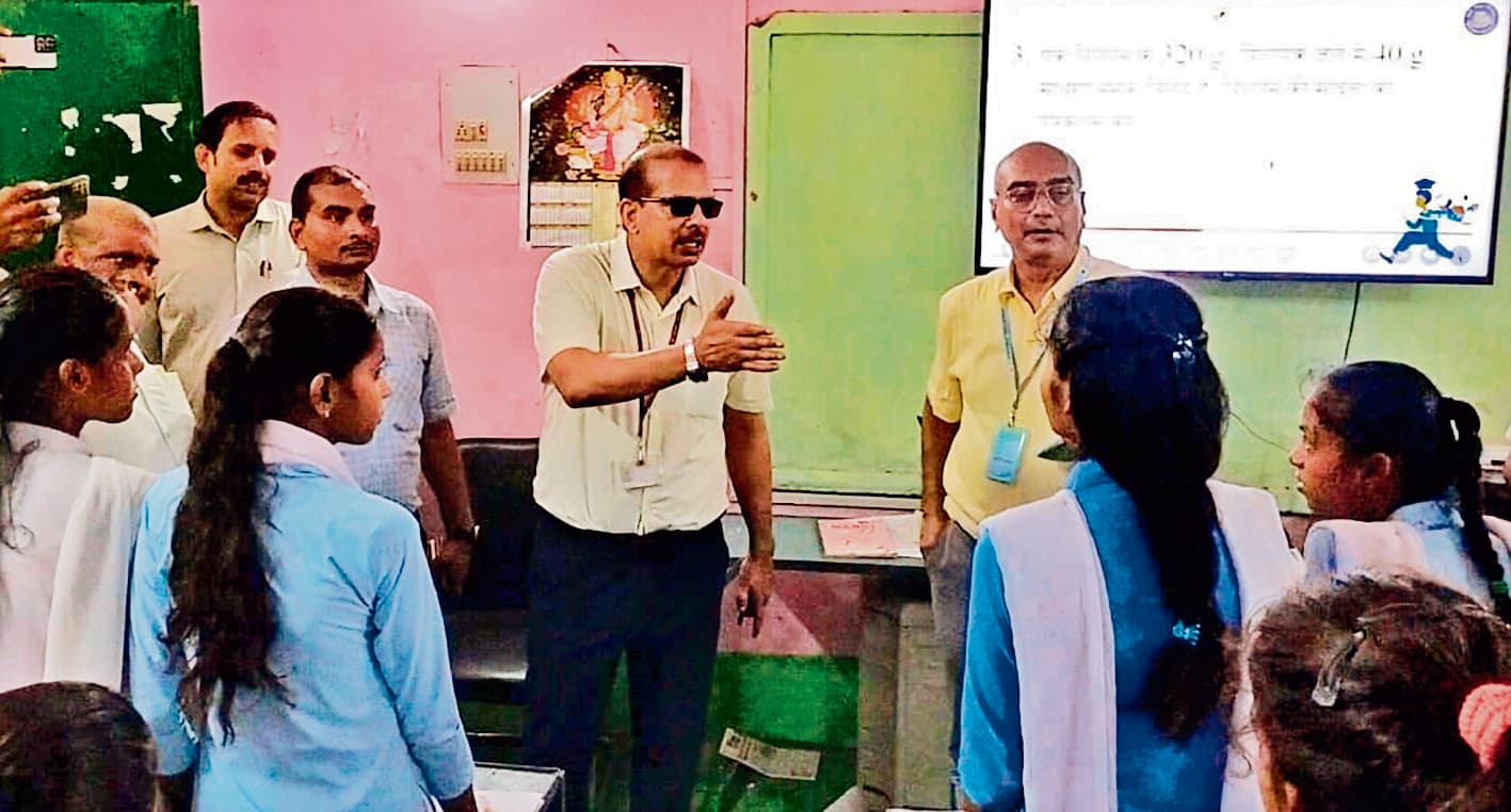 भोजपुर और अरवल के स्कूलों में केके पाठक के अचानक पहुंचने से मचा हड़कंप, अनुपस्थित शिक्षकों को लेकर दिये आदेश