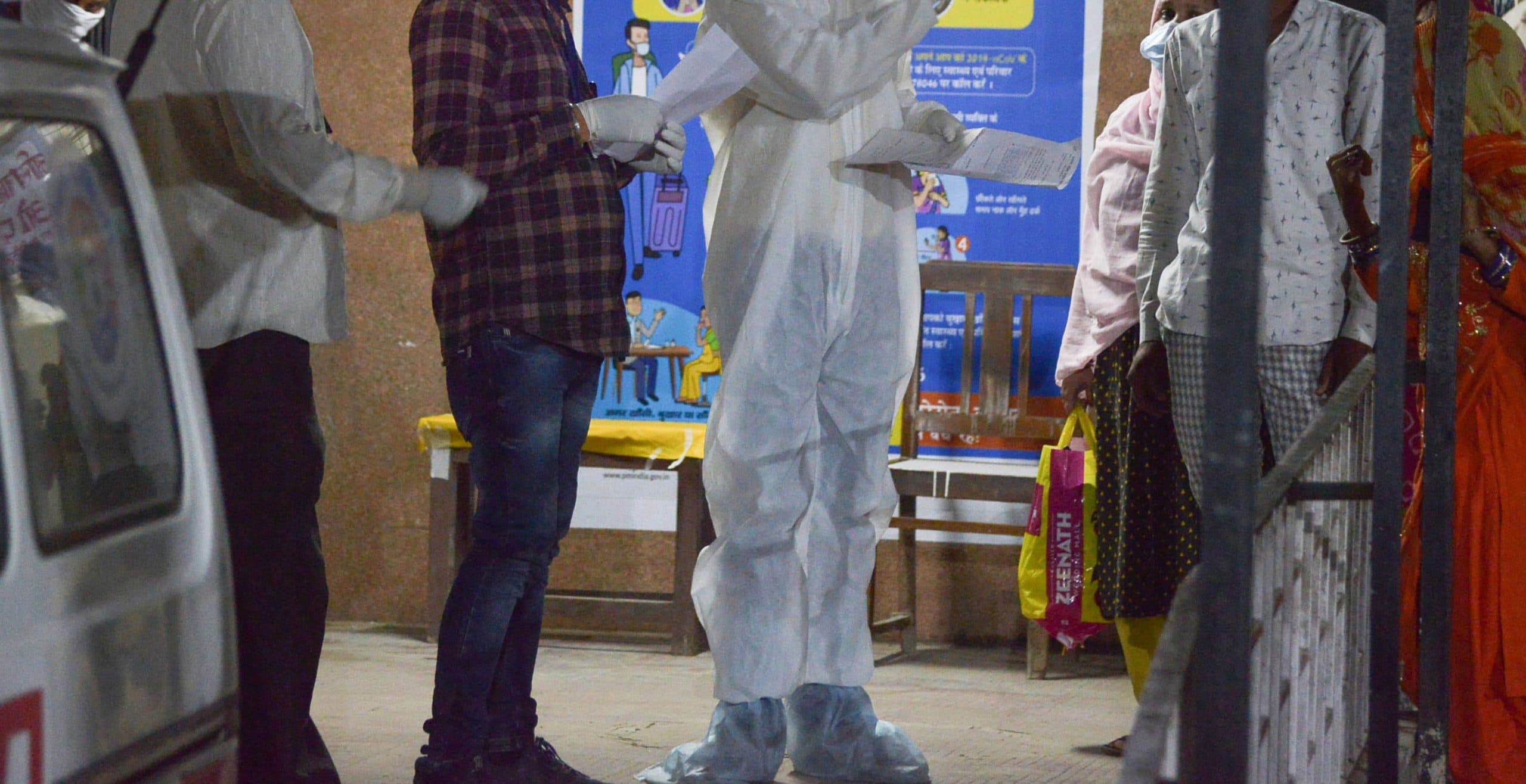 Coronavirus Lockdown Jharkhand LIVE: झारखंड में कोरोना संदिग्ध की मौत, जांच रिपोर्ट का इंतजार