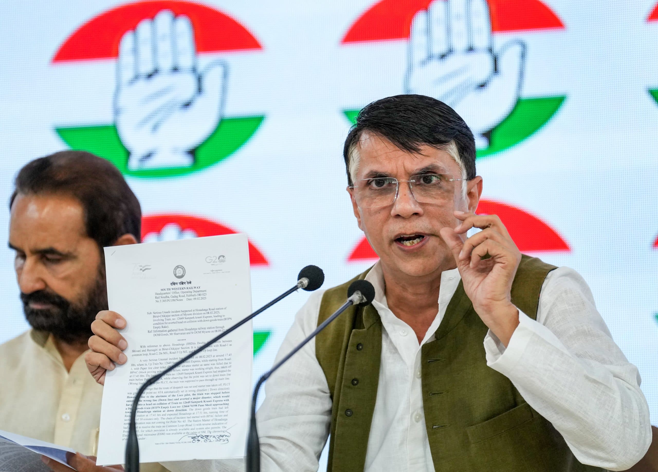 ओडिशा ट्रेन हादसा: कांग्रेस ने मांगा रेल मंत्री अश्विनी वैष्णव का इस्तीफा, दिलायी पुराने दिनों की याद