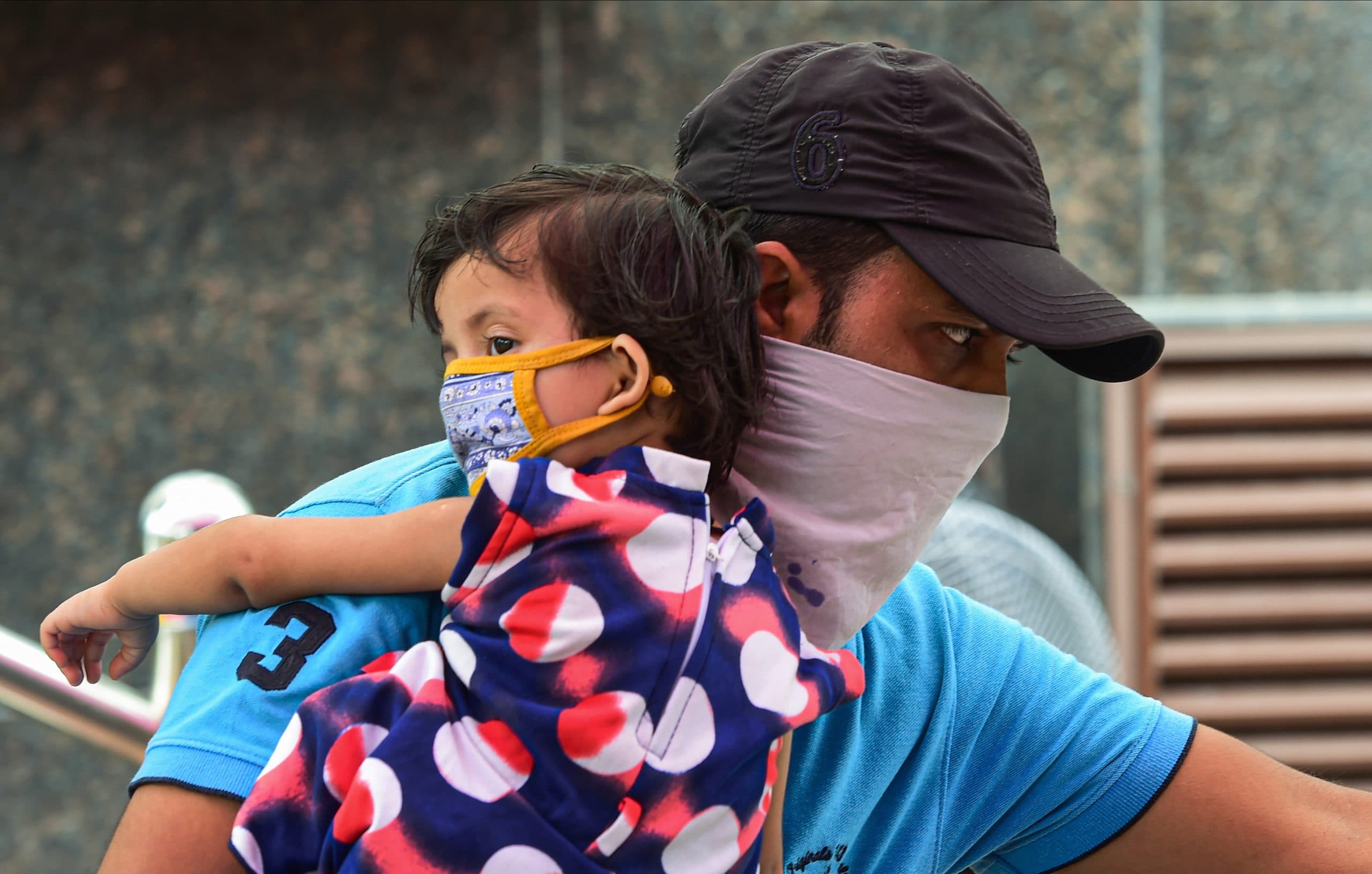 सावधान: कोरोना को हल्के में लेना जेब पर पड़ेगा भारी, आज से दिल्ली में दो हजार का जुर्माना तय