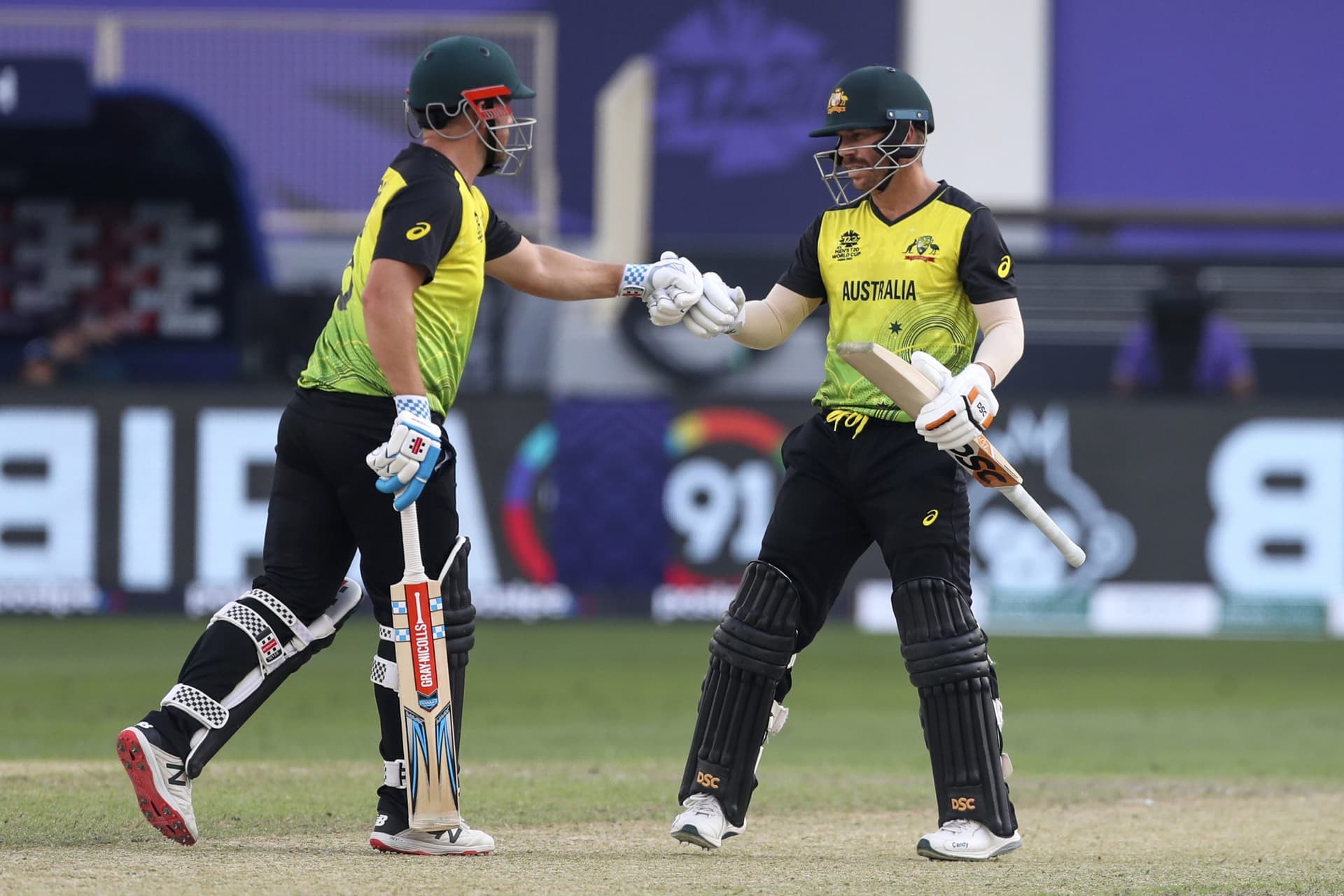 AUS vs BAN T20 WC: गेंदबाजी में जंपा का कमाल, बांग्लादेश पर बड़ी जीत से दूसरे नंबर पर पहुंचा ऑस्ट्रेलिया