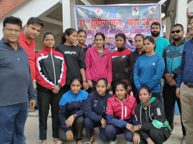 प्रवासी मजदूर की बेटी का नेशनल कबड्डी खेल के लिए हुआ चयन, 37वें नेशनल गेम गोवा में झारखंड टीम से खेल रही डॉली