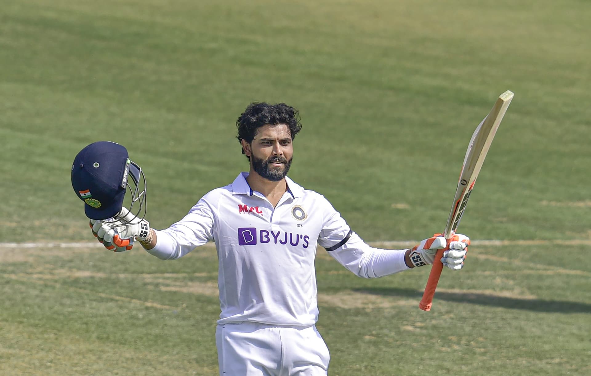 IND vs SL: रवींद्र जडेजा की टेस्ट में धमाकेदारी पारी, जड़ दिया नाबाद 175 रन