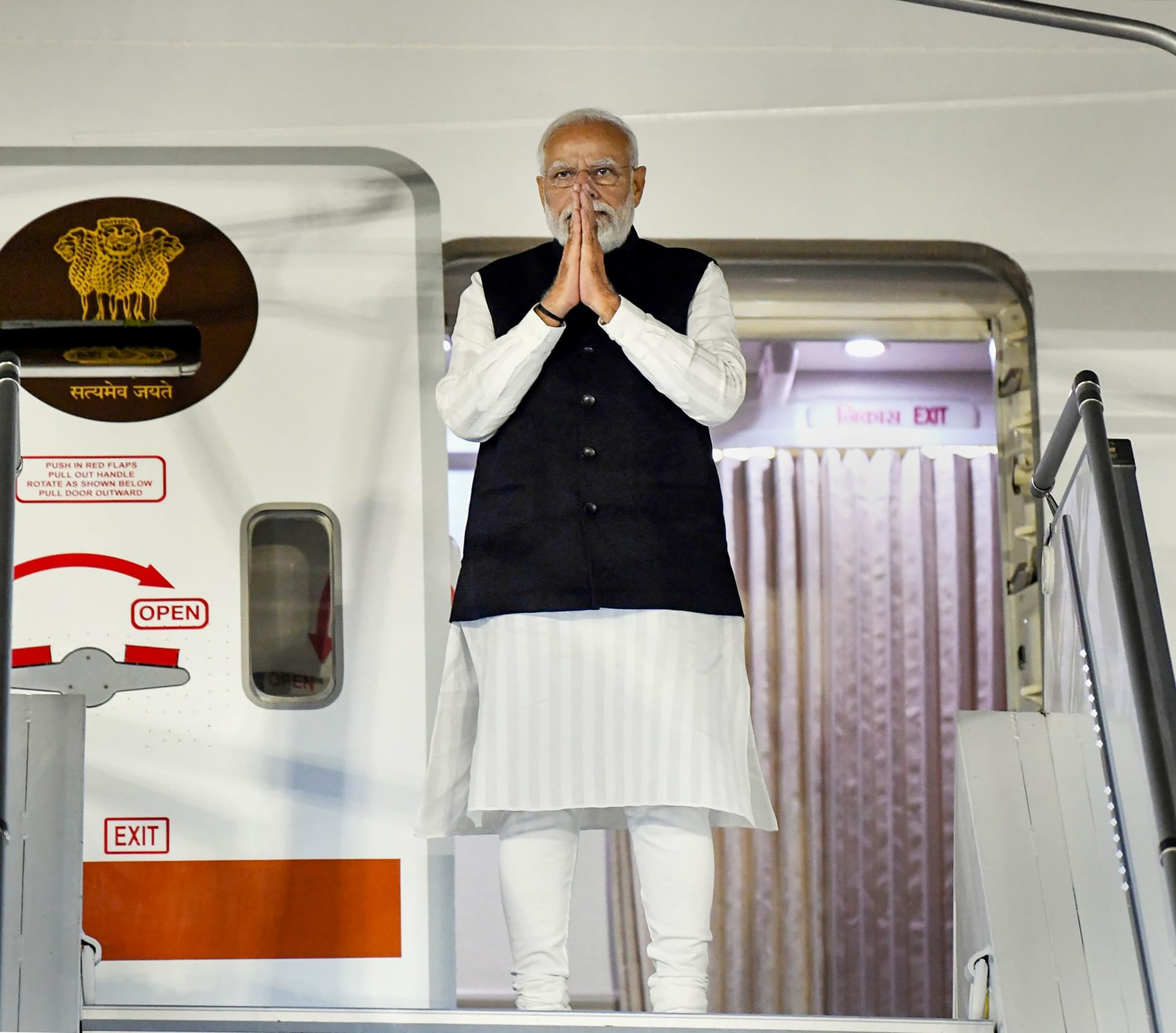 PM Modi Nepal Visit : प्रधानमंत्री नरेंद्र मोदी 16 मई को नेपाल जायेंगे, जानें क्या है कार्यक्रम