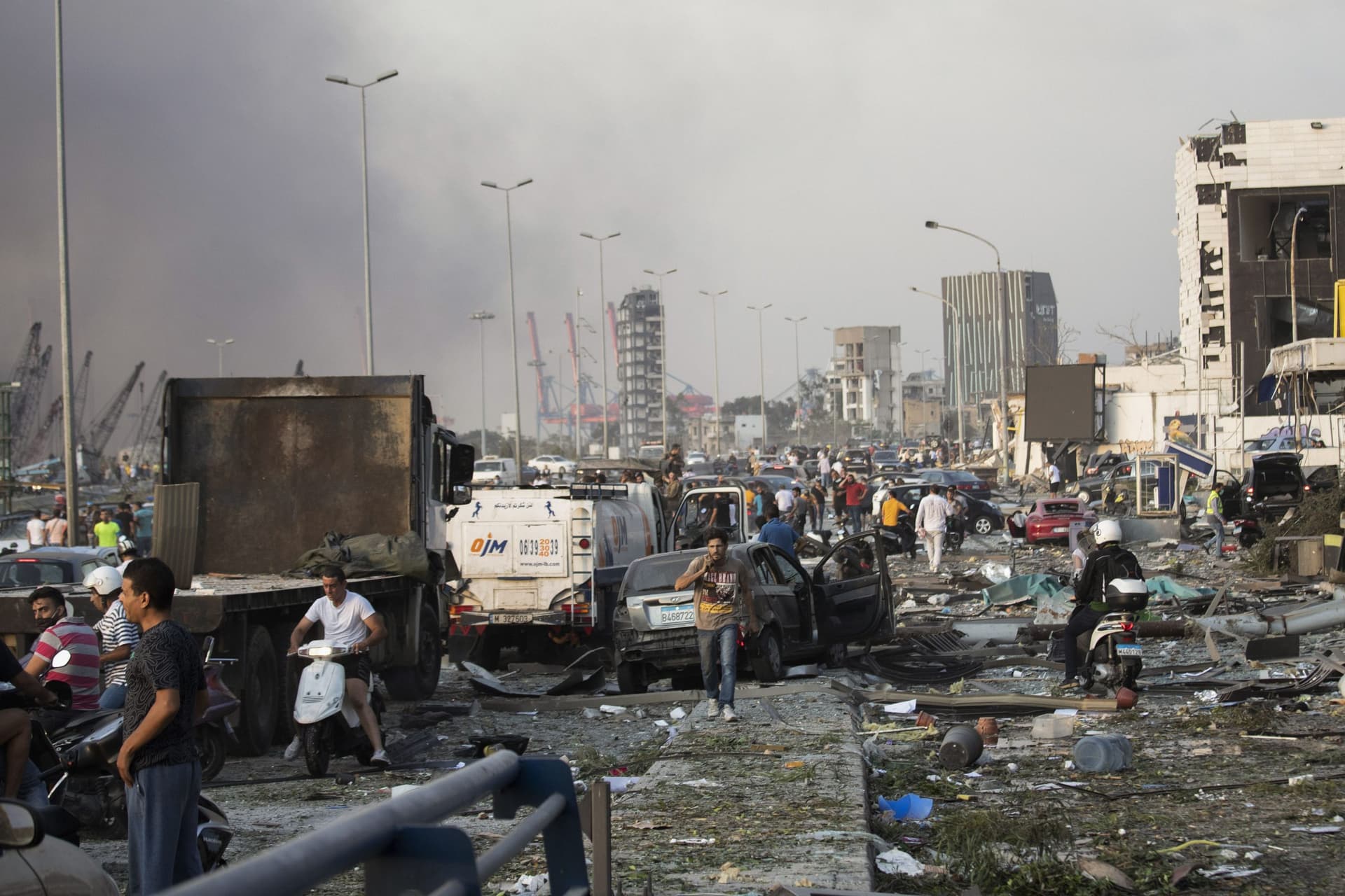 PHOTOS Lebanon Explosion: भीषण विस्फोट से दहला बेरुत, देखें भयावह तस्वीरें