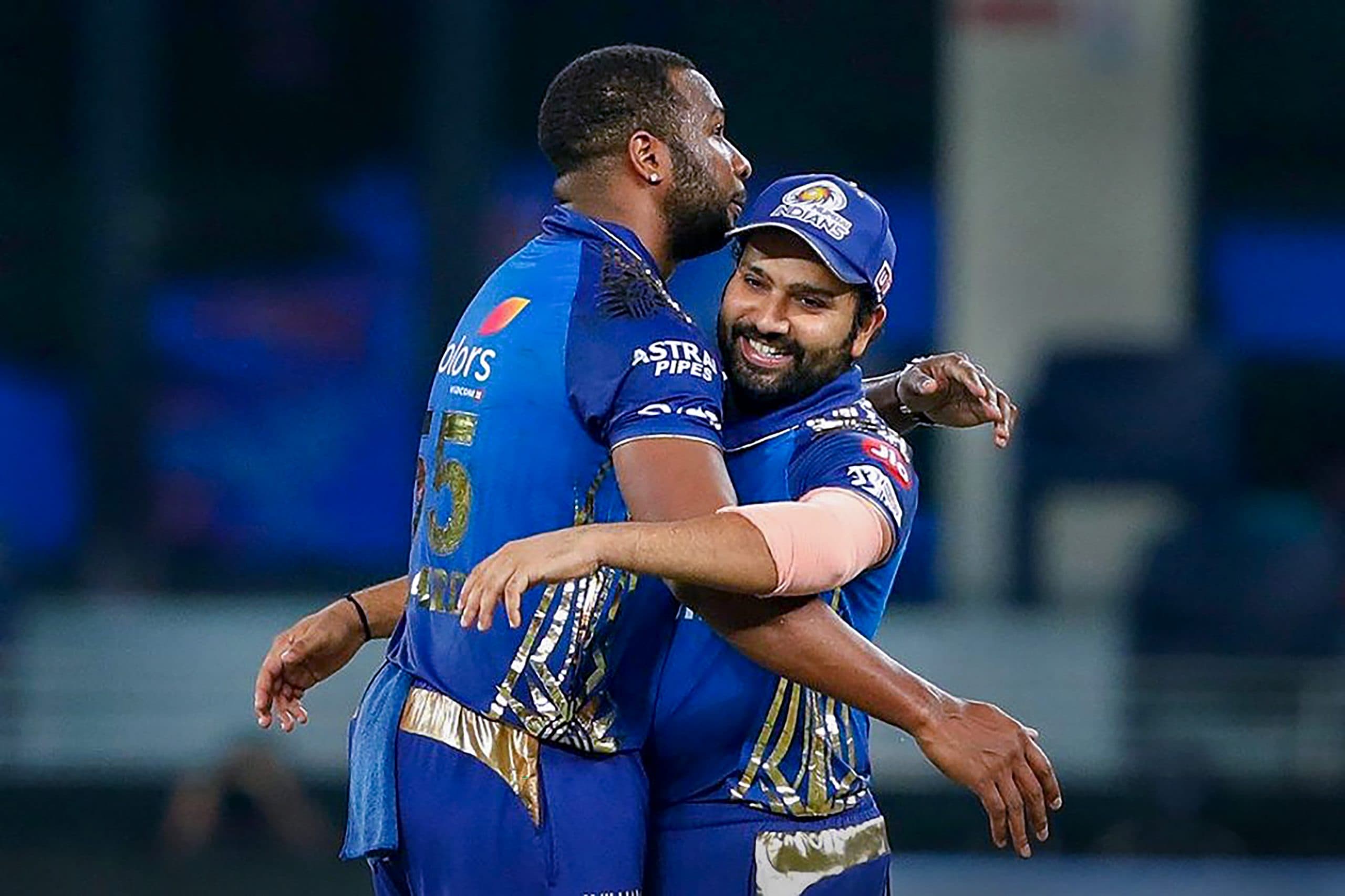 IPL 2020: दिल्ली पर मिली बड़ी जीत से फाइनल में पहुंची मुंबई, अब तीन टीमों के बीच मुकाबला