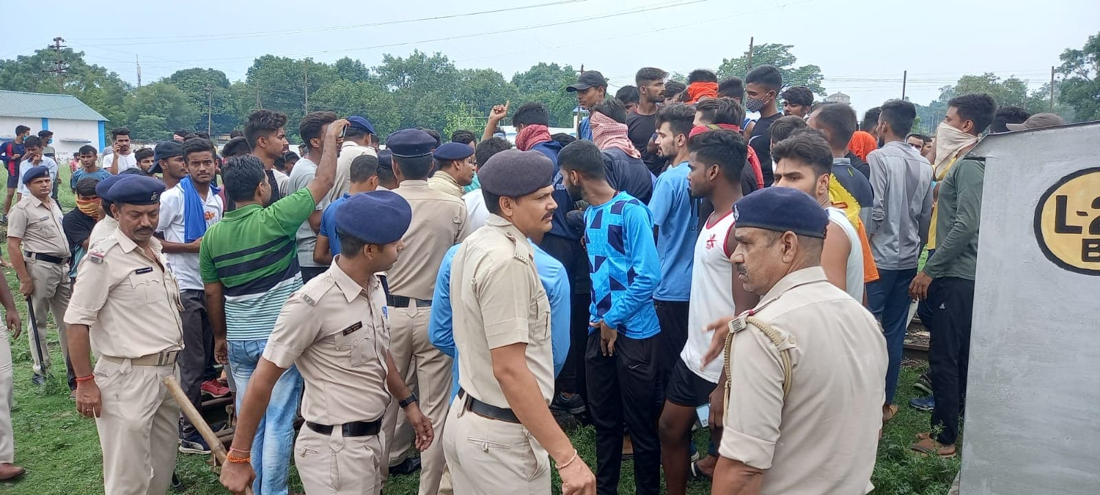 Agneepath Scheme Protest : बिहार-UP-झारखंड में बवाल, बोकारो में विरोध प्रदर्शन तेज