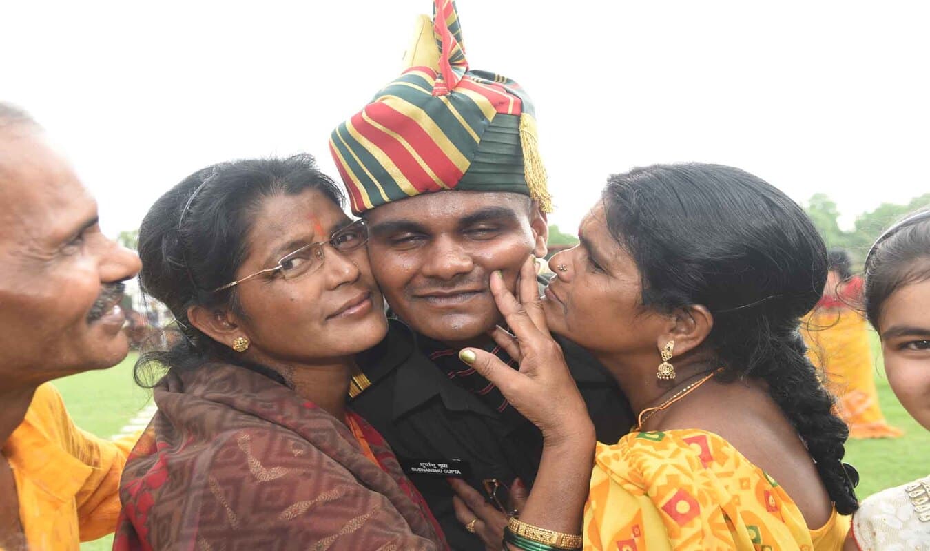 PHOTOS: दानापुर में अग्निवीरों के पहले बैच की हुई पासिंग आउट परेड, 437 जवानों ने ली देश सेवा की शपथ