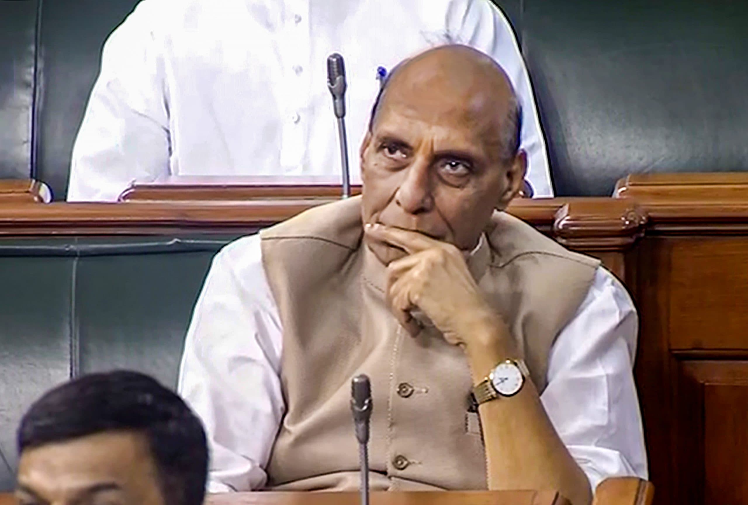 आत्मनिर्भर भारत: अब देश में ही बनेंगे 300 हथियार और डिफेंस सिस्टम, तीसरी लिस्ट के बारे में जानें खास बात