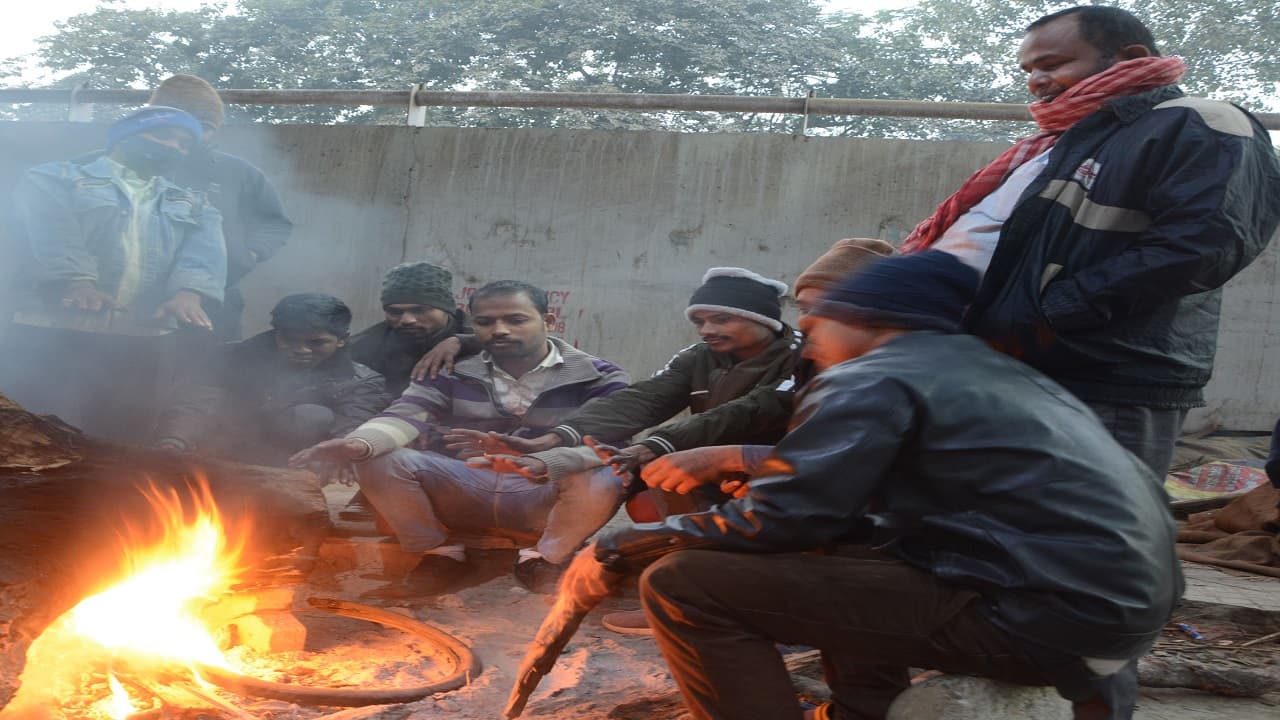 Bihar Weather : रात में सता रही माघ की ठंड, दो दिनों बाद होगी बिहार के तापमान में हल्की बढ़ोतरी