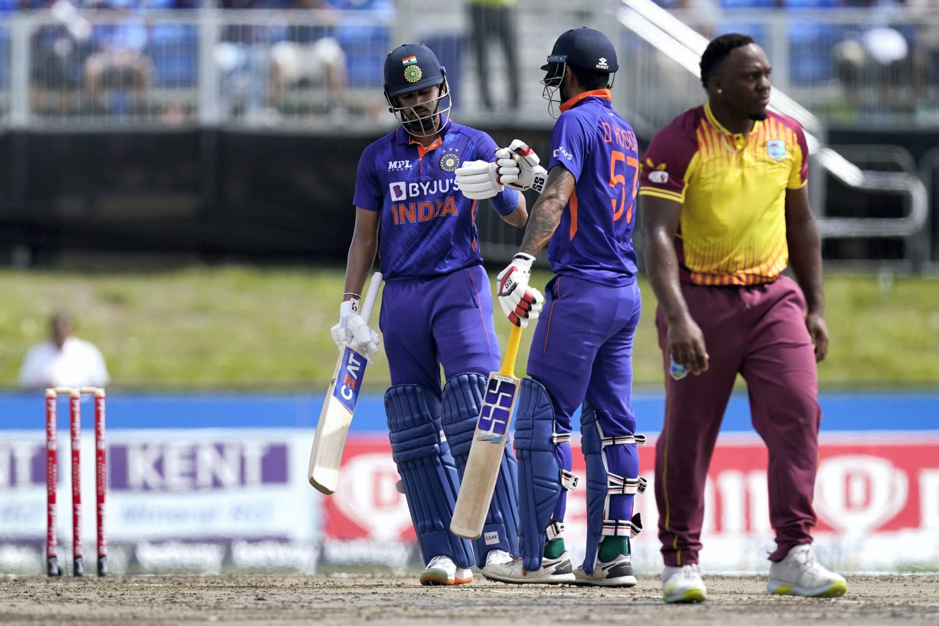 IND vs WI T20 Series: स्पिनरों ने वेस्टइंडीज को 100 रन पर आउट कर भारत को बड़ी जीत दिलायी